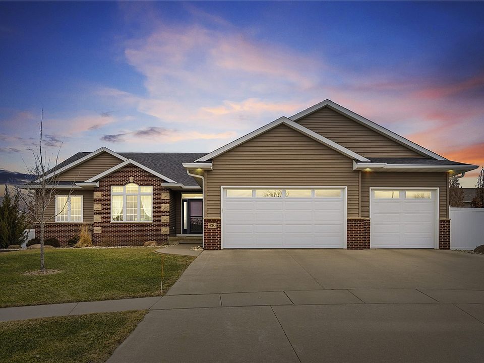 1st image of 426 Wildflower Cir