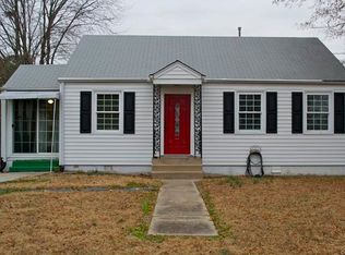 2105 Pickett St, Hopewell, VA 23860