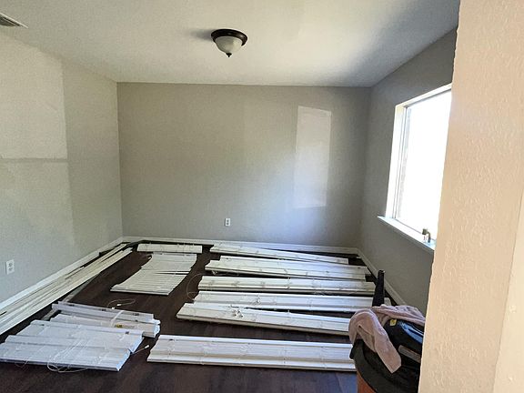 3rd image of 1830 Alfen St
