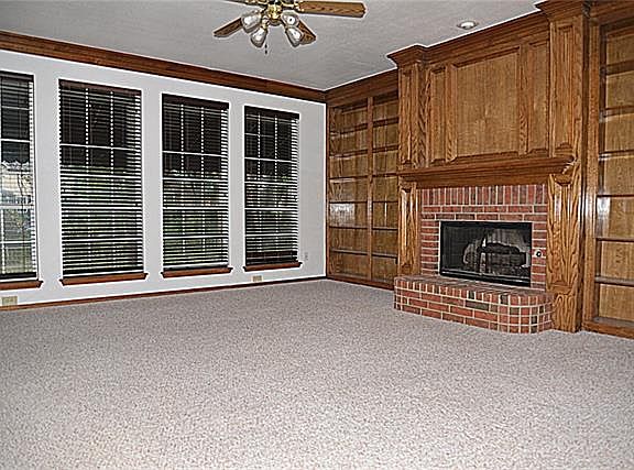 2nd image of 4216 Crescent Dr