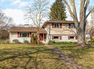4381 Braunton Rd, Upper Arlington, OH 43220