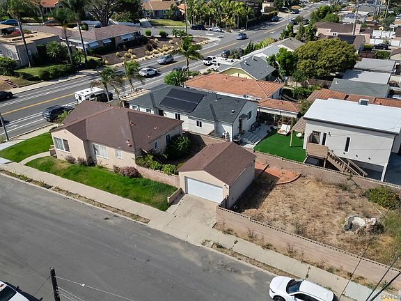 5th image of 1901 Chatsworth Blvd