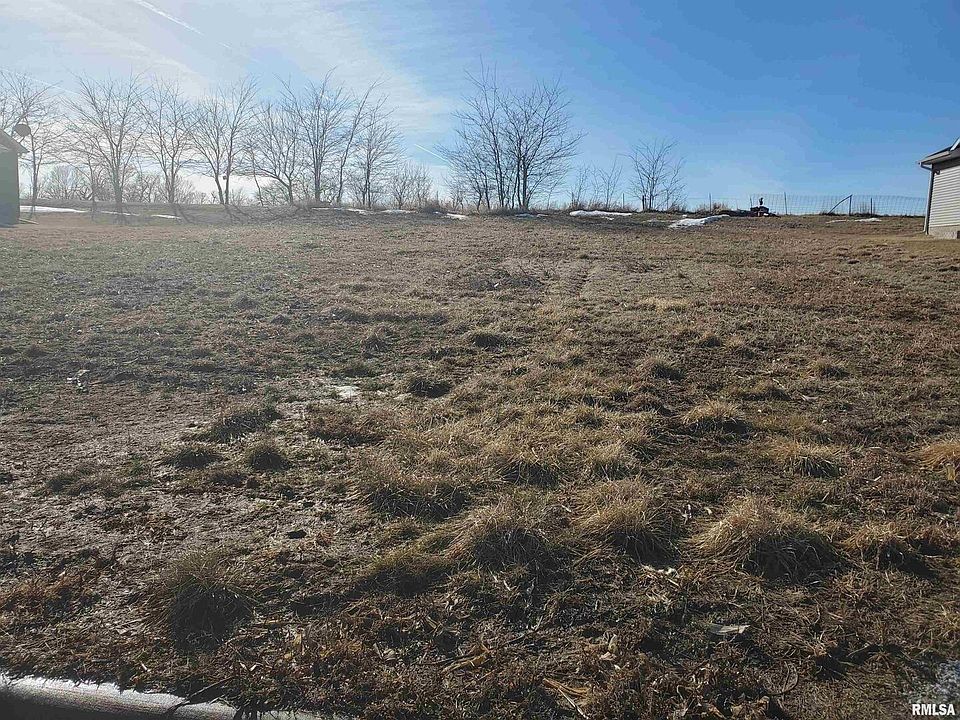 2nd image of 3500 Tower Ct