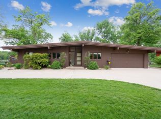 2718 Cottage Row Rd, Cedar Falls, IA 50613