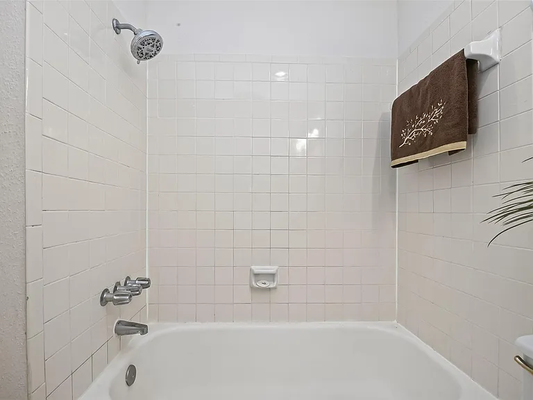 9435 Pagewood Ln — Photo 18