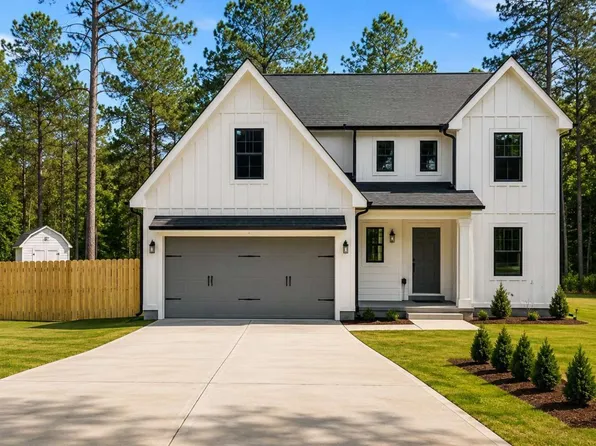320 Hunnicutt Rd SE, Mableton, GA 30126