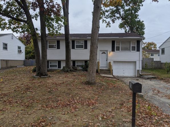 Recently Sold Homes In North Providence Ri 2 154 Transactions Zillow