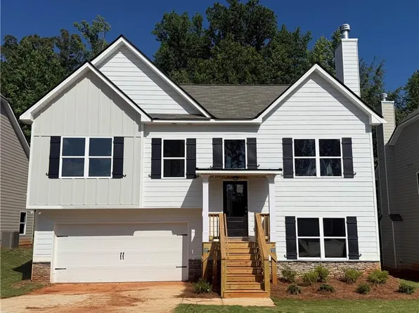 491 Charleston Pl, Villa Rica, GA 30180