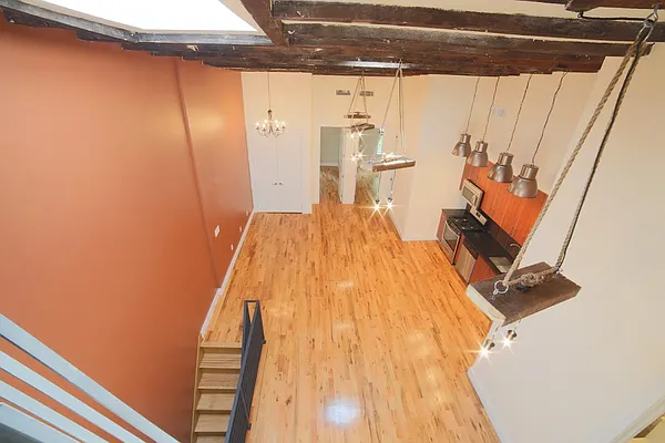 Rented by Evergreen Apartments BK | media 40