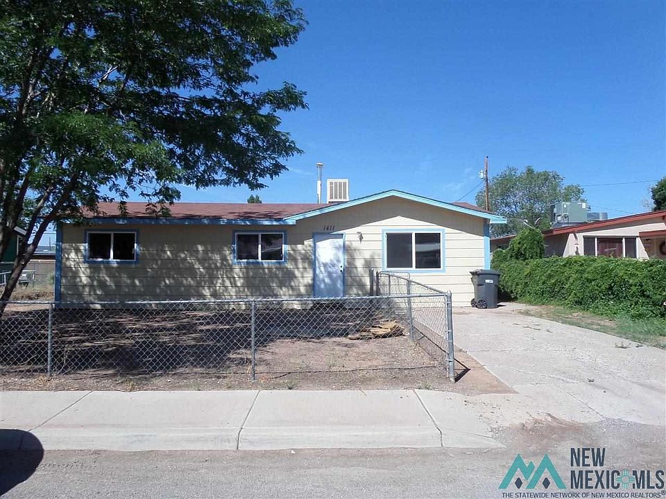 1st image of 1411 Willow Dr