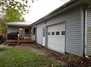 304 S Cherry St, Akron, IN 46910