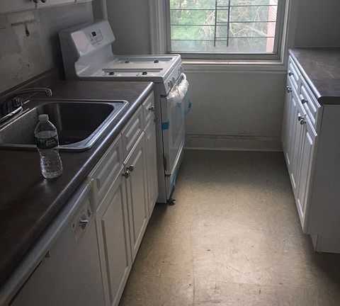 4th image of 626 Larchmont Acres #6