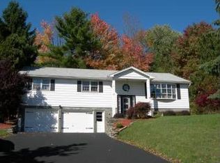 5 Oakland Rd, Owego, NY 13827