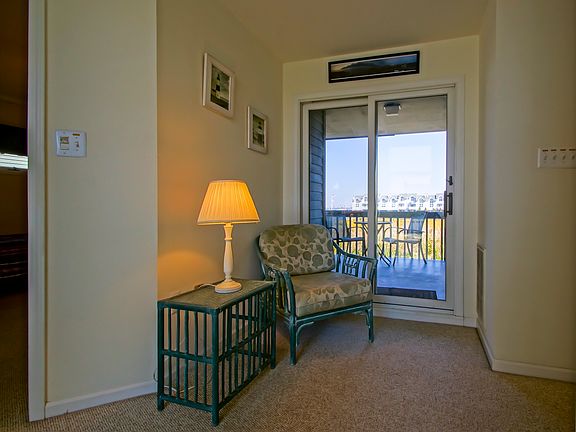 5th image of 423 5th St