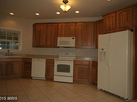 3rd image of 18758 Mesa Ter