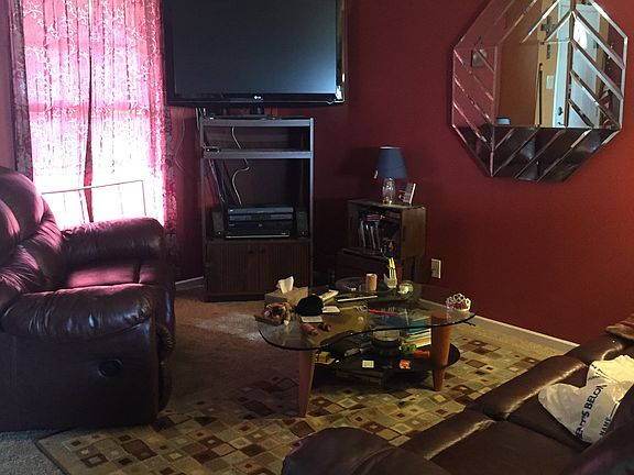 4th image of 413 Warrior Ct
