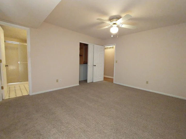502 Kimberly Ln — Photo 8