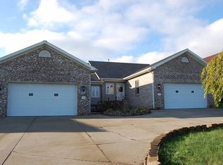 4853 Kirk Rd, Austintown, OH 44515