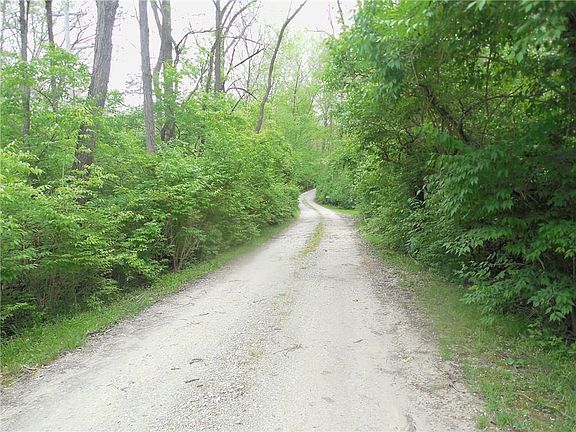 5th image of 267 Old State Road 46