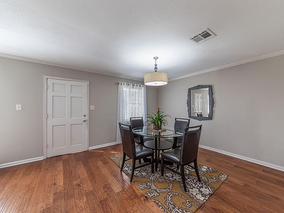 5th image of 122 Aberdeen Dr