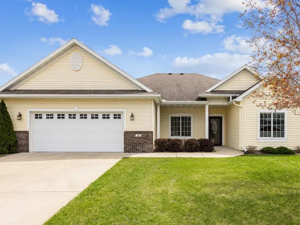 56 Waterford Ln, Waite Park, MN 56387