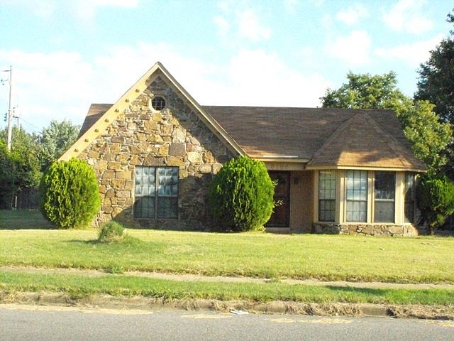 1st image of 6166 Valleydale Dr