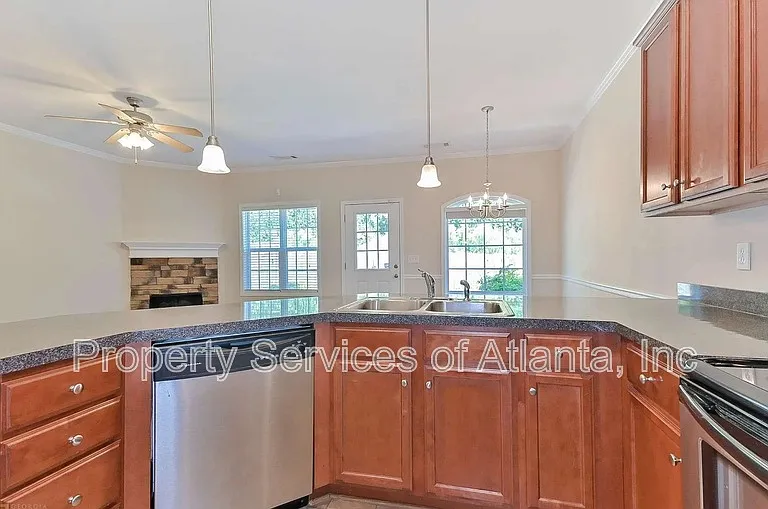 143 Linton Dr — Photo 10