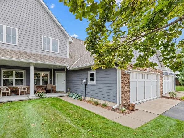 206 Alberta Ln, Little Canada, MN 55117