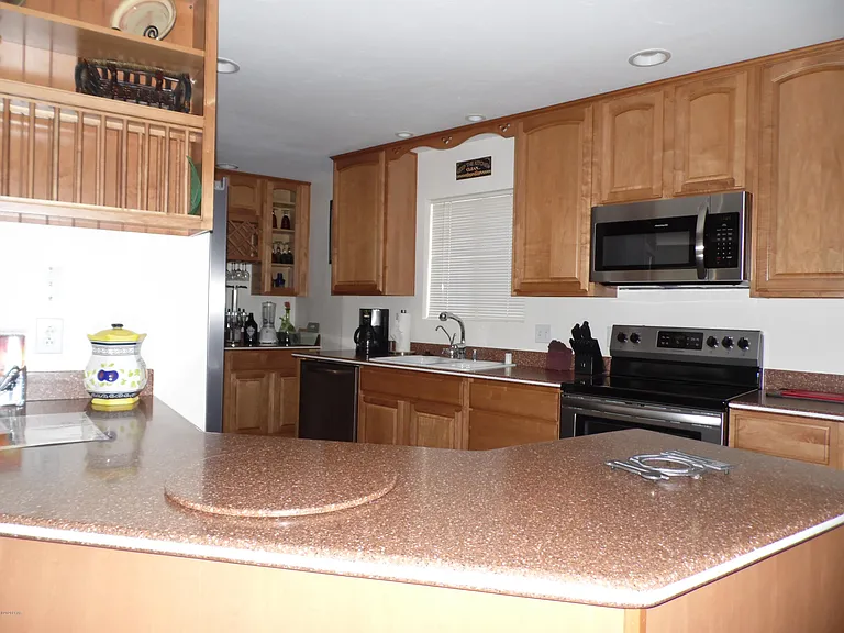 2886 Cisco Dr N — Photo 31