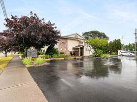 Heart of Downtown Lynden - Heritage Apartments