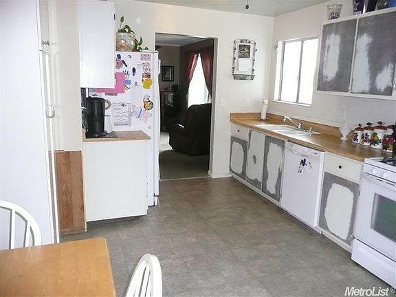 3rd image of 6691 Weatherby Way