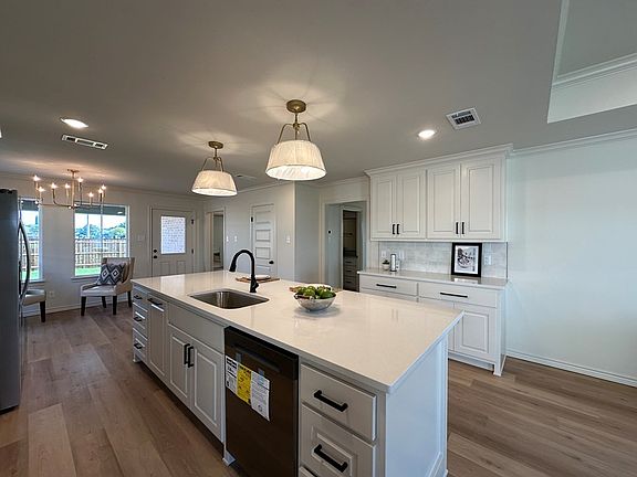 4th image of 3114 Cedarhill Dr