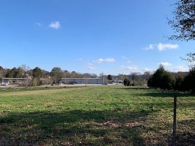 1st image of 4885 N Lee Hwy