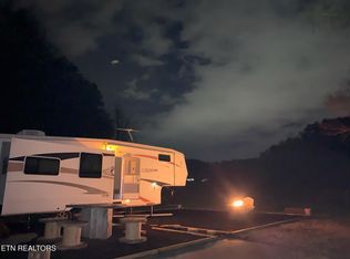 1009 Franklin Ln, Sevierville, TN 37876