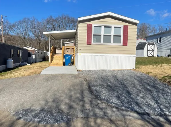 34 Park Ln, Holtwood, PA 17532