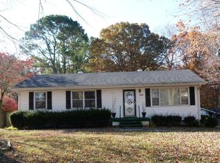 613 Riverside Dr, Manchester, TN 37355