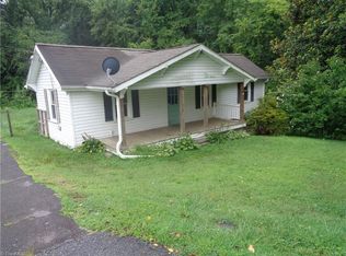 3710 Snider St, Walkertown, NC 27051