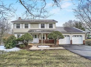 14 Salem Rd, Fishkill, NY 12524