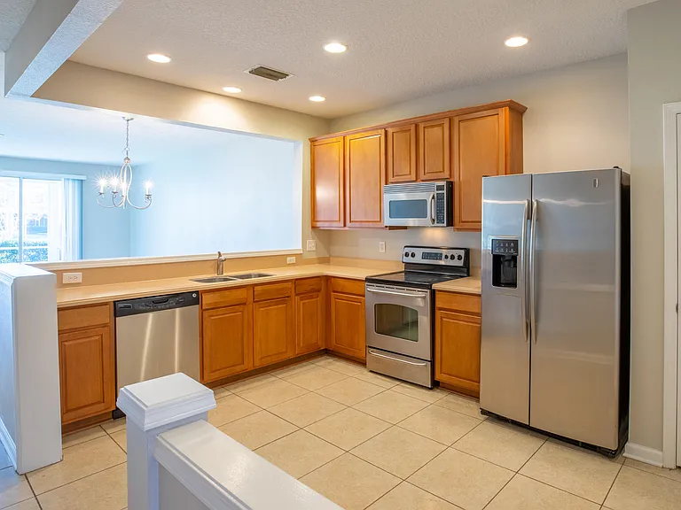 13292 Stone Pond Dr — Photo 8