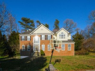 1500 Biltmore Ct, Huntingtown, MD 20639