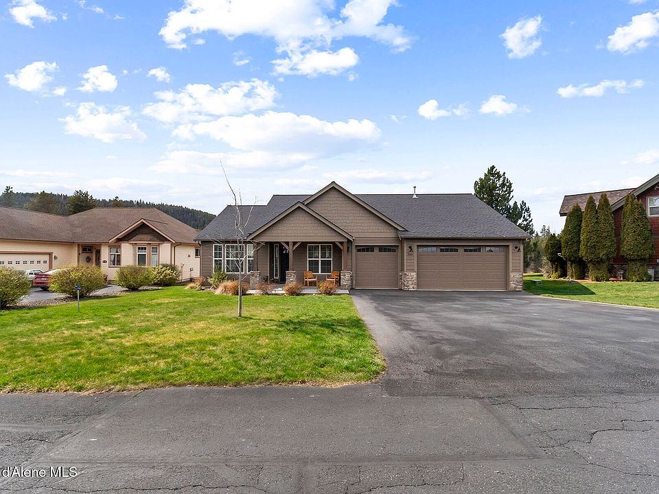 1st image of 566 Stoneridge Rd