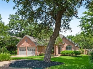 6304 Clairmont Dr, Austin, TX 78749