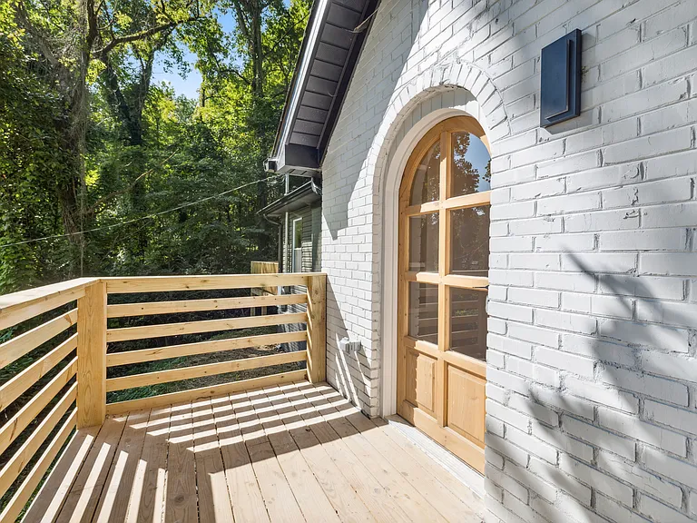 104 Overbrook Dr — Photo 14