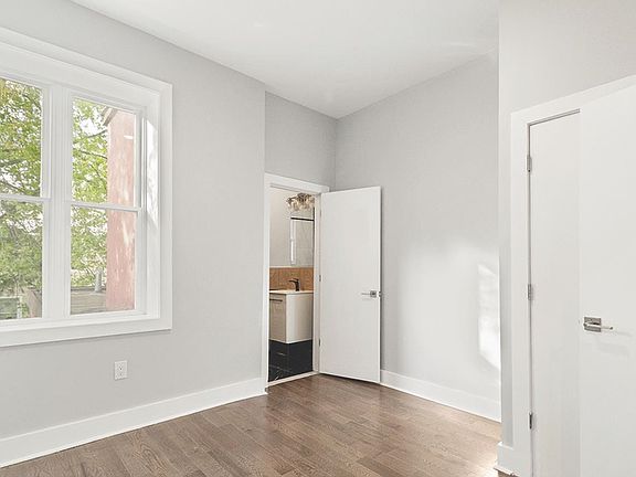 4th image of 21 Hancock Ave #3