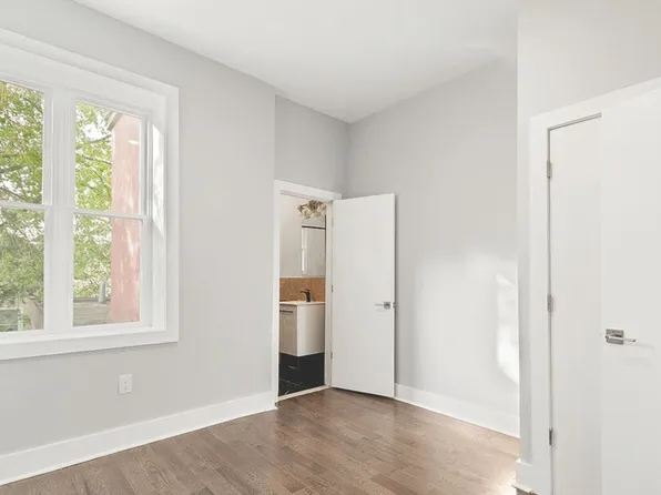 21 Hancock Avenue image 8 of 22