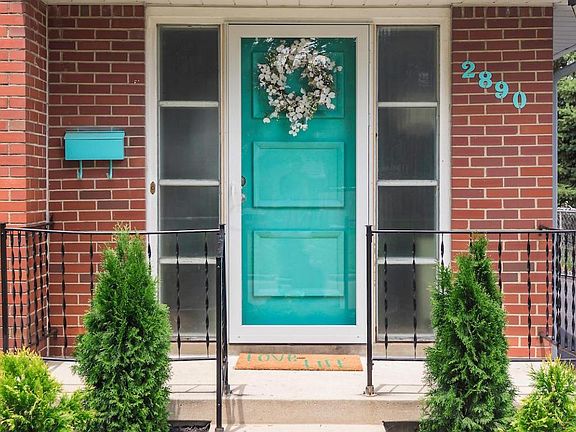 3rd image of 2890 Brownlee Ave