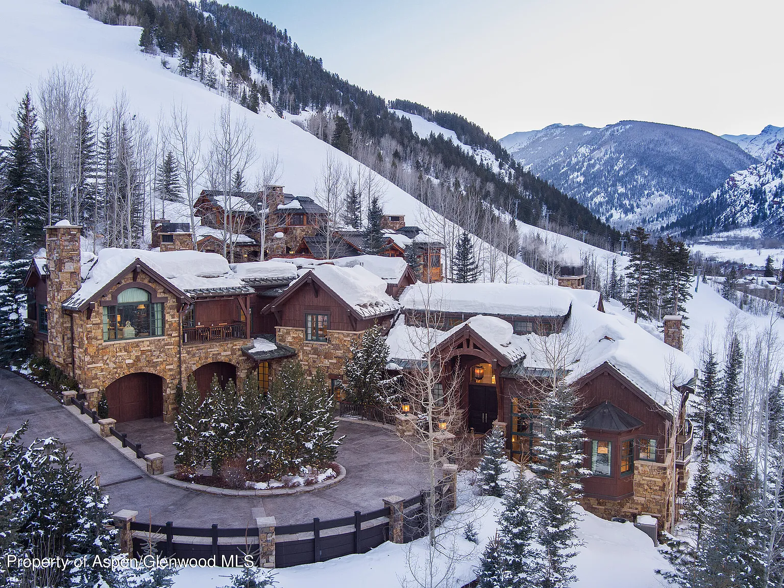 5 bed, 8.0 bath, 9710 sqft, $175,000 — Photo 1
