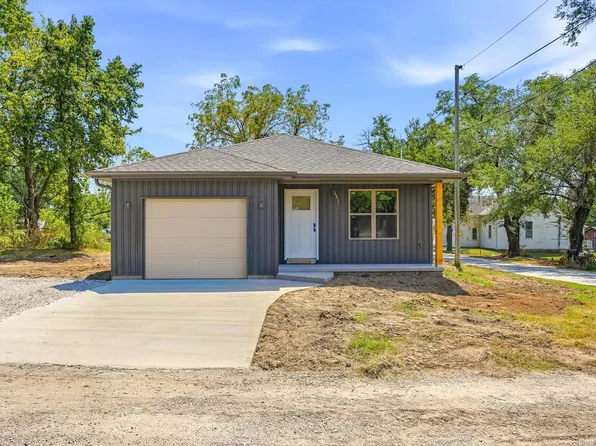 304 N Church Street, Everton, MO 65646