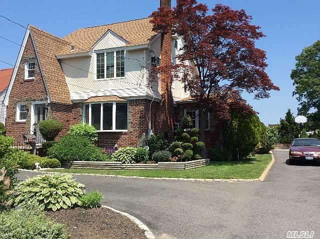 1st image of 2499 Bellmore Ave