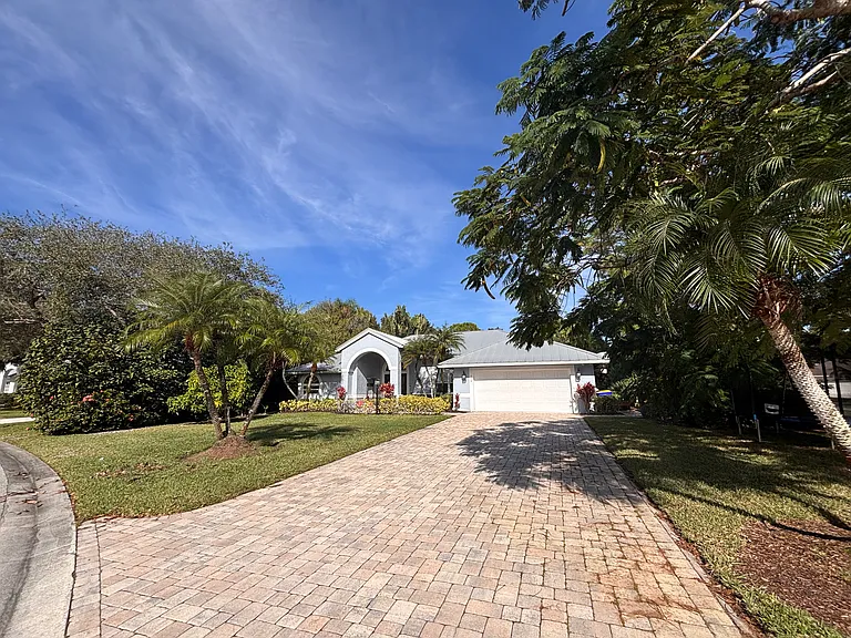 534 SE Southwood Trl — Photo 19